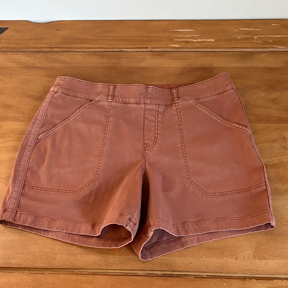 SPANX Women's Terracotta Cargo Shorts Size XL